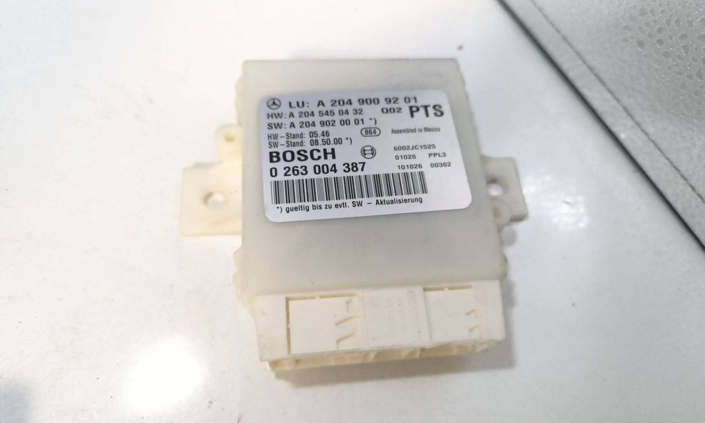Mercedes-Benz C W204 2011 Parking PDC control unit module A2049009201
