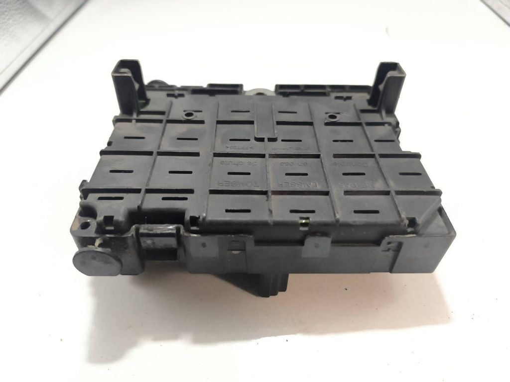 Peugeot 406 2002 Fuse module 9650663880 