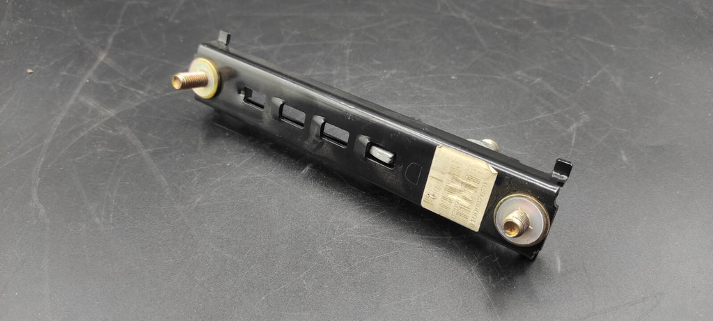 Alfa Romeo GT  2.0JTS 2004 Front Left Seatbelt Height Adjustment Regulator Rail