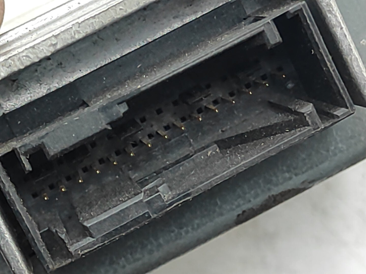 Audi A4 B5 1.6i 74kW Petrol 2001 Safety Control Module ECU 8A0959655B 0285001037