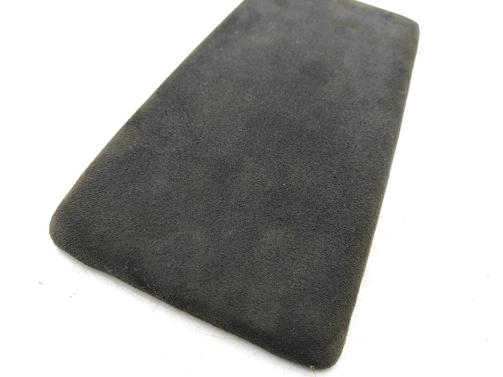 Alfa Romeo GT 1.9JTD 110kW 2006 Center Console Armrest Top Cover