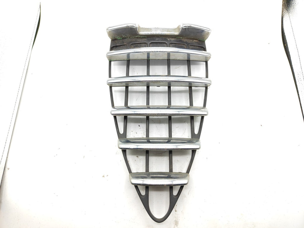 Alfa Romeo 147 2.0TS 110kW 2002 Front Bumper Center Grill 46556597