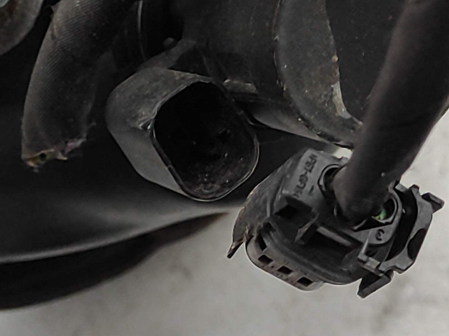 Mercedes Benz C Class C220 W203 2003 2.2CDI Brake Pump Booster A0054304730