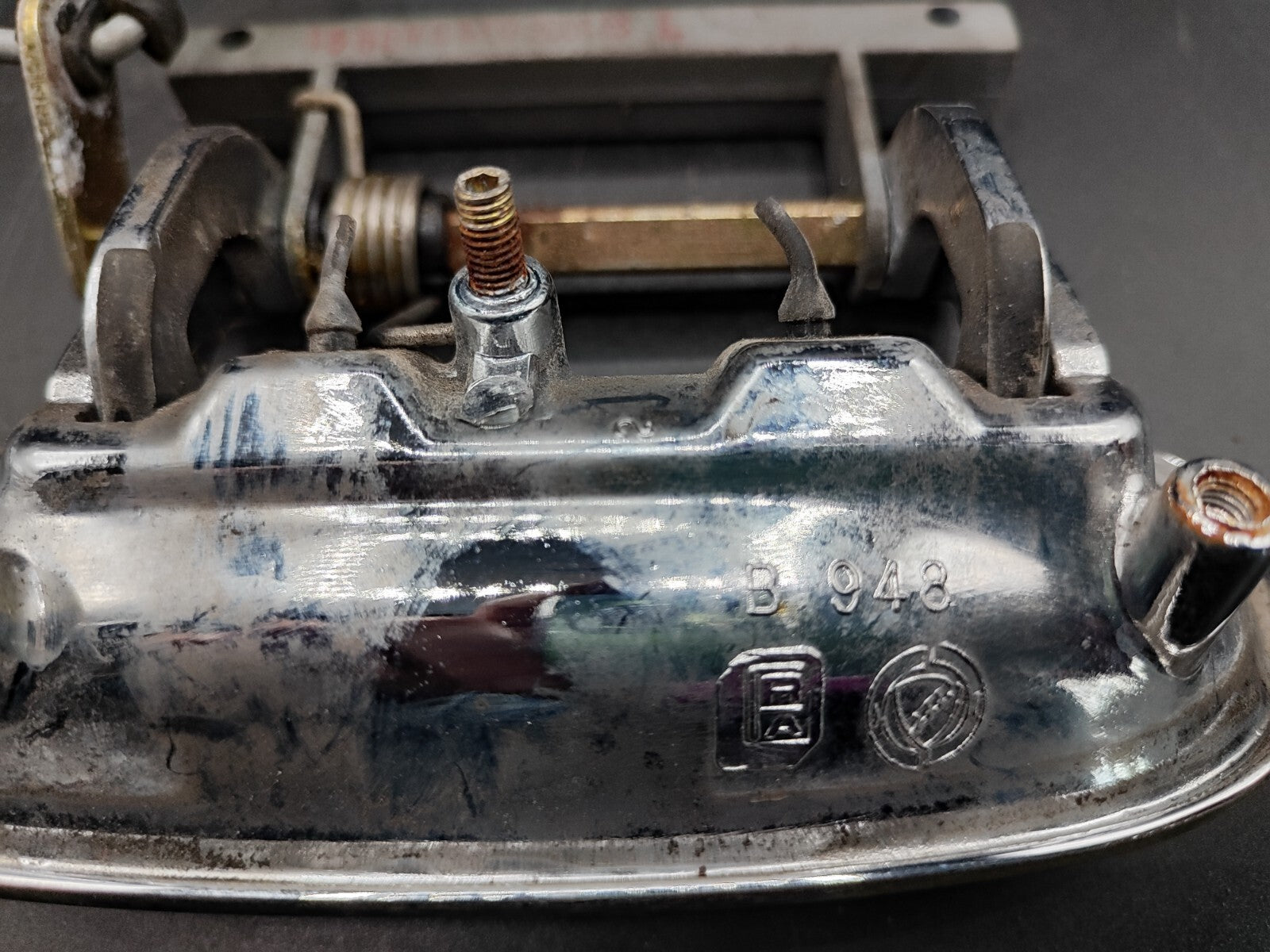 Alfa Romeo 166 2.4JTD 110kW 10V 2004 LHD Rear Left Door Chrome Handle