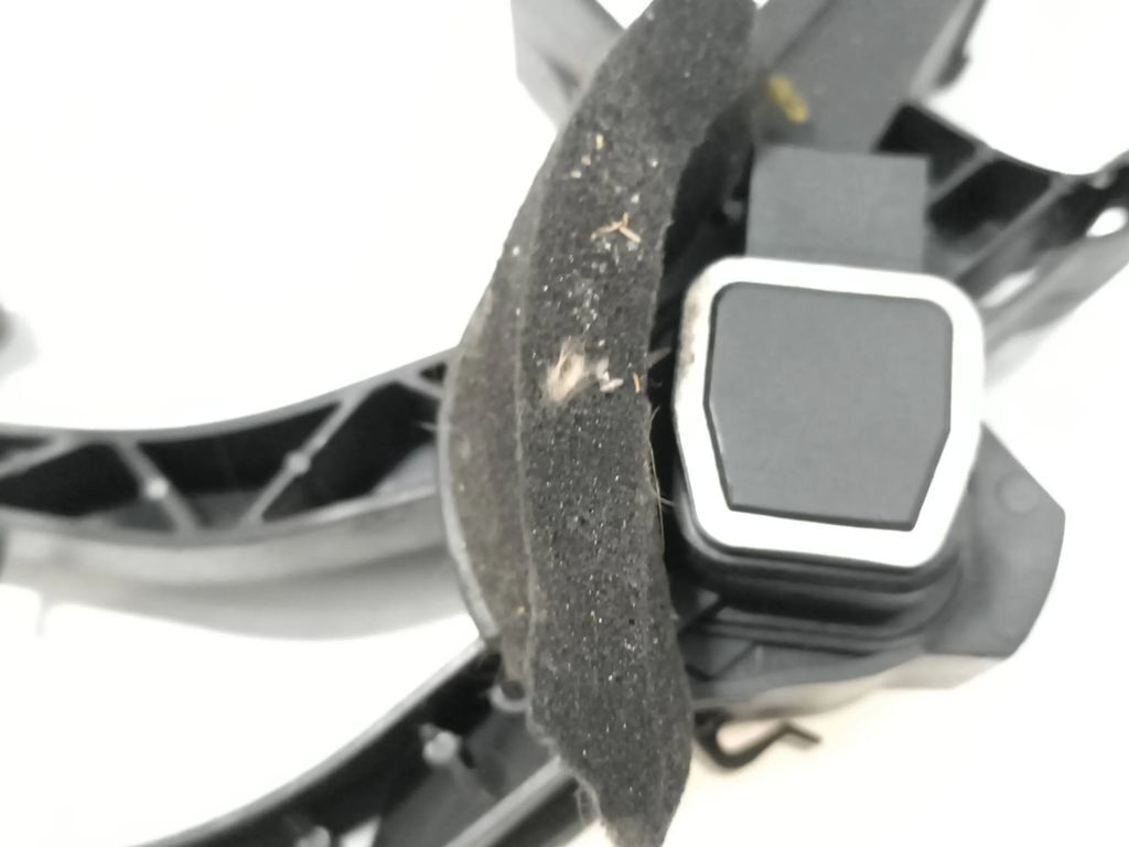 Mercedes-Benz E W211 2003 LHD accelerator gas throttle pedal A2113000404 