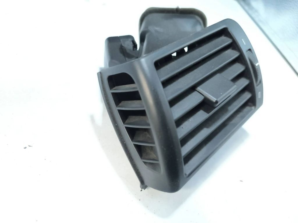 BMW 3 E46 328i 142kW 2000 LHD Left dashboard side air vent grill trim 