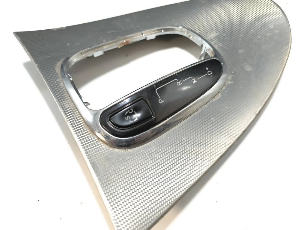 Mercedes-Benz CLK A209 C209 2003 Gear shifter surround trim plastic A2096803107