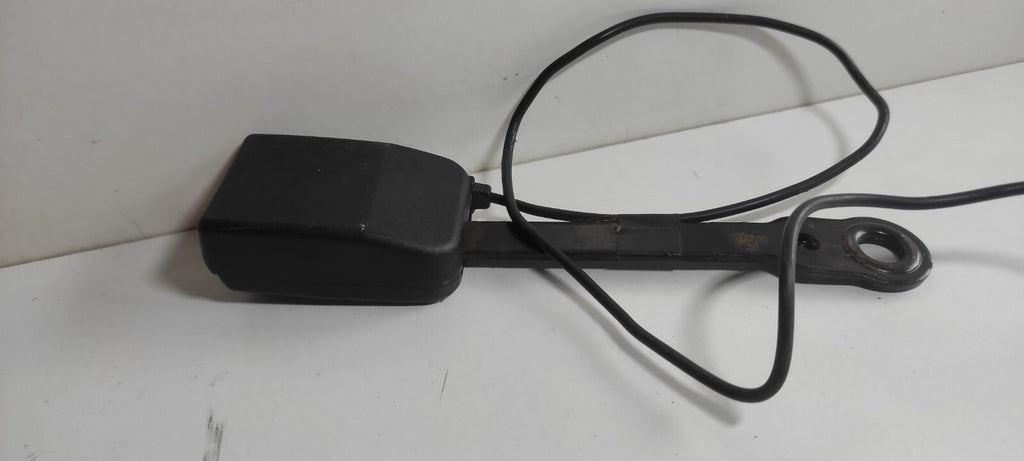 Peugeot 607 3.0i V6 2001 LHD Front Left Seat Seat Belt Buckle 4064099F1902