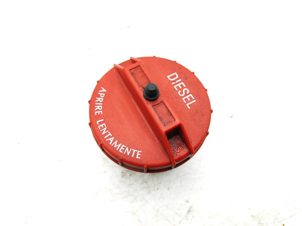 Alfa Romeo 166 2.4JTD 100kW PRE FACELIFT Diesel 2000 Fuel Tank Cap