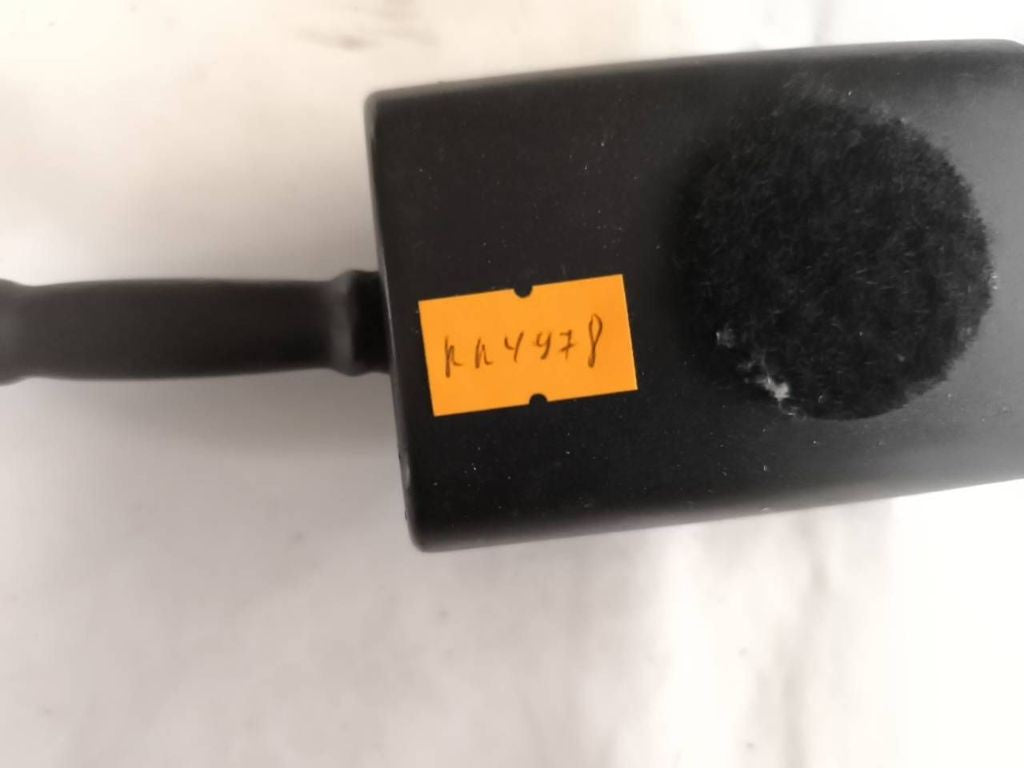 Alfa Romeo 147 1.9JTD 85kW 8V 2005 LHD Front right seat belt buckle 1002547 