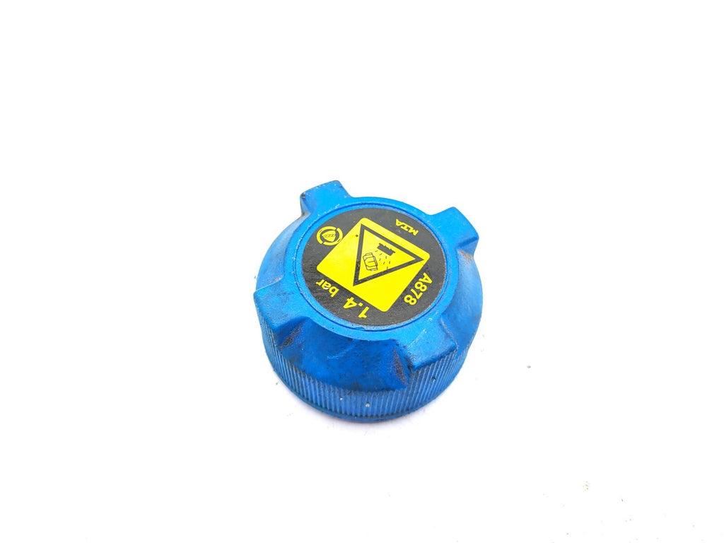 Alfa Romeo GT 2.0JTS 122kW 2004 Engine Expansion Tank Cap