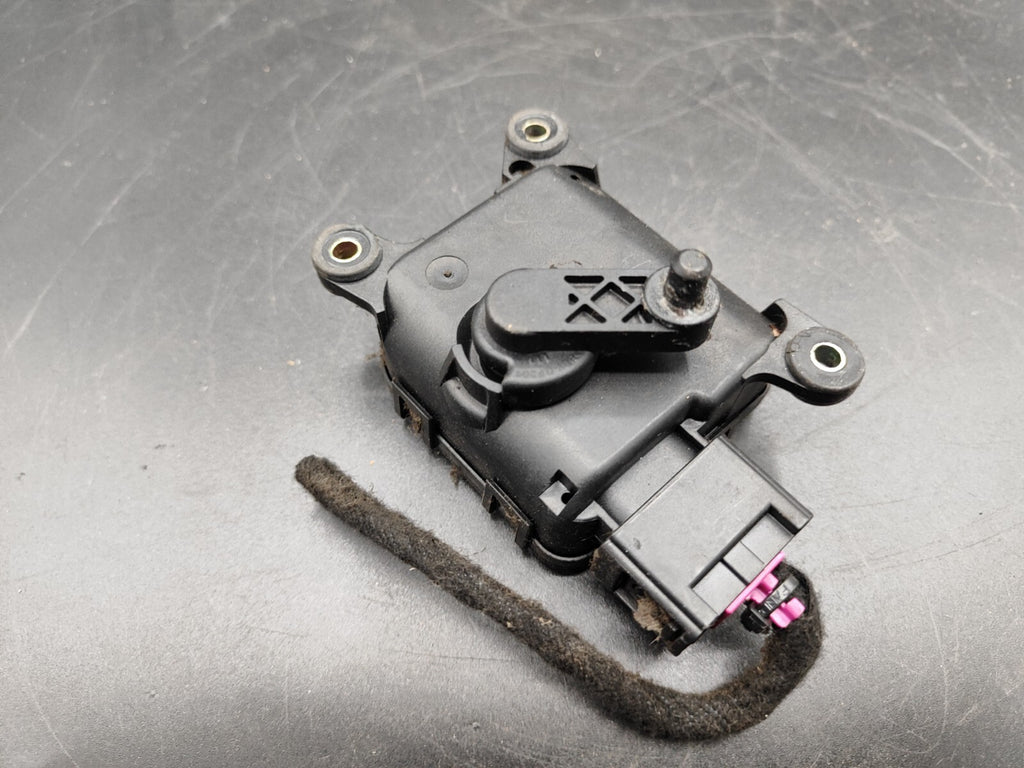 Audi A6 C5 2000 Interior Heater Fan Blower Flap 0132801170