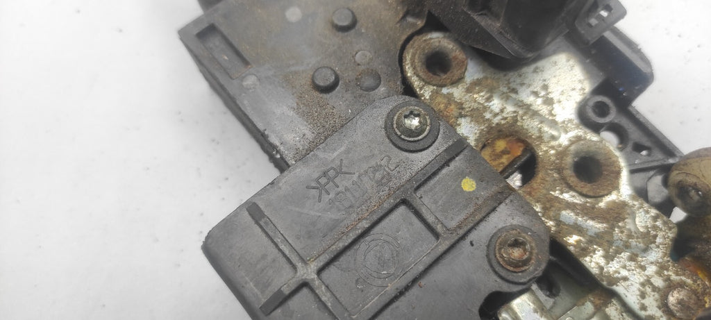 Alfa Romeo 156 1.9JTD 110kW Diesel 2005 LHD Front Right Door Lock 18110242