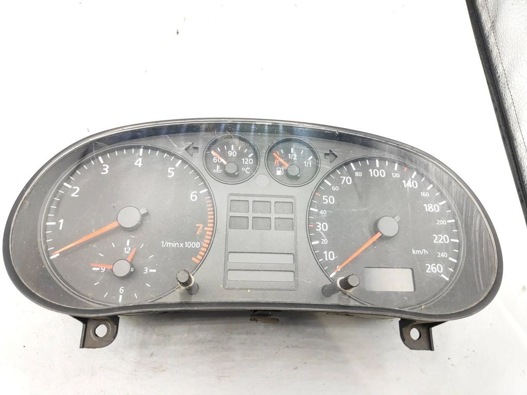 Audi A3 S3 8L 2000 Petrol LHD speedometer instrument cluster 8L0919860E