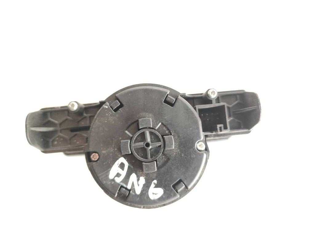 Mercedes-Benz E W212 2012 RHD Light switch A2125451104 