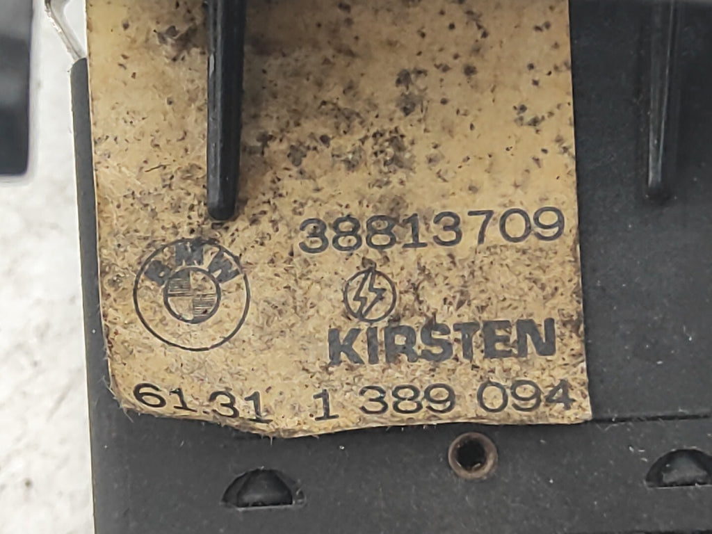 BMW 525i E34 1990 Front Fog Light Button Switch 1389094 61311389094 8110498