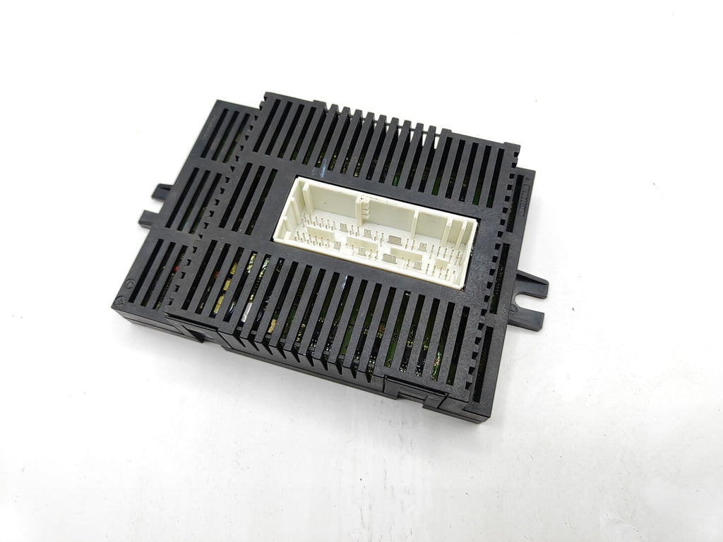 BMW 5 Series E60 530D 170kW 2005 LCM Light Control Module ECU 6983536