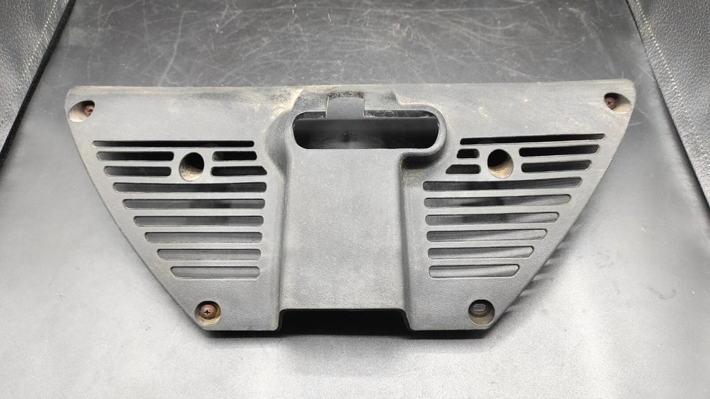 Alfa Romeo 166 2.4JTD 110kW 2002 Front Center Bumper Upper Grill 606522840