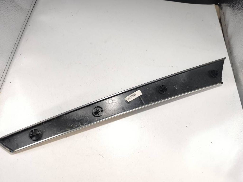 Mercedes-Benz C W203 2001 Right door card trim A2037202222