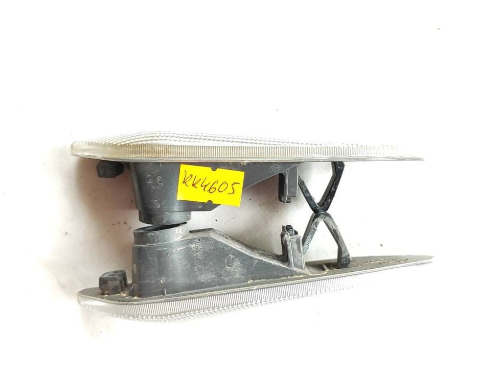 Alfa Romeo 147 Facelift 2005 front fender turn indicators light 60686516 