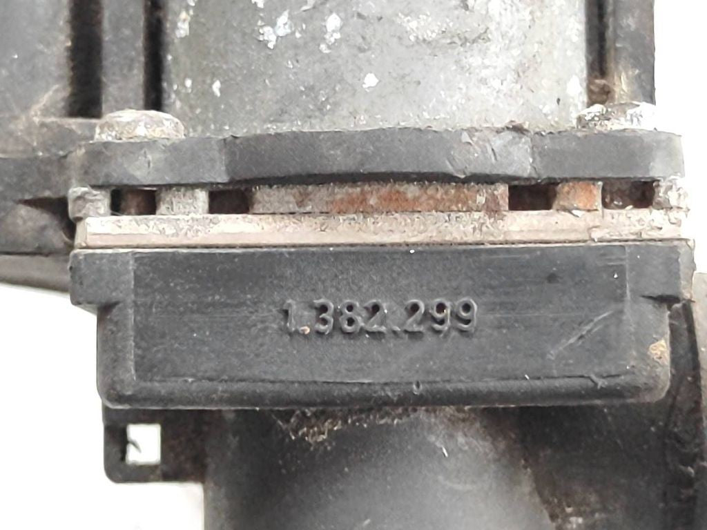 BMW 5 E34 1995 Water heater control valve 1147412042 