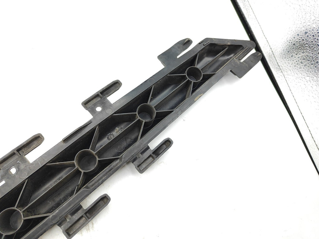 BMW 5 Series E61 530D 170kW 2007 Microfilter housing bracket 6935870