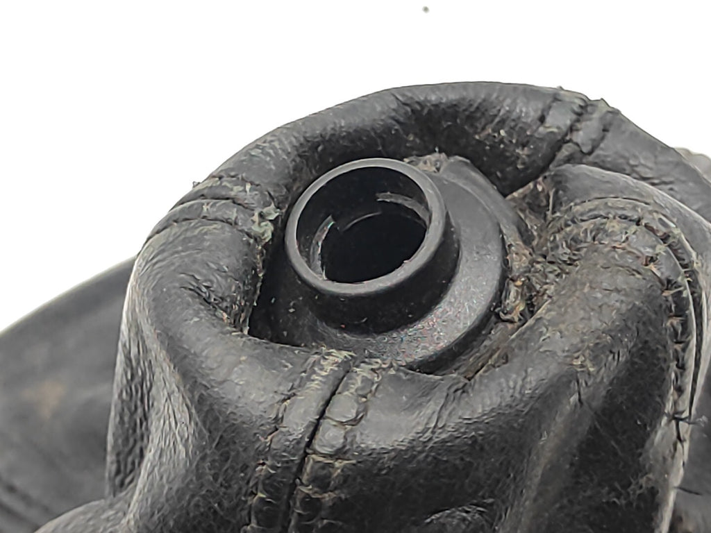 Audi A4 B5 1.8T Petrol Avant 1998 Manual Gear Stick Gaiter Trim 8D0864281B