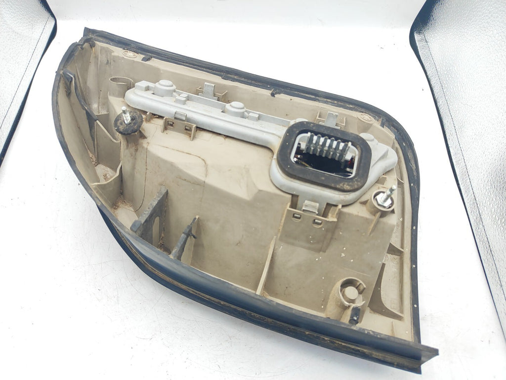 Opel Zafira A 2001 LHD Rear Left Side Taillight Lamp Light 62280