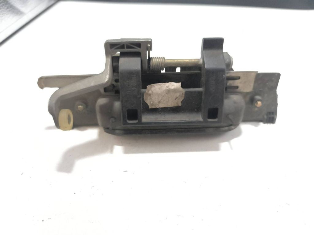 BMW 5 E34 1994 Rear Left door exterior handle 42863 