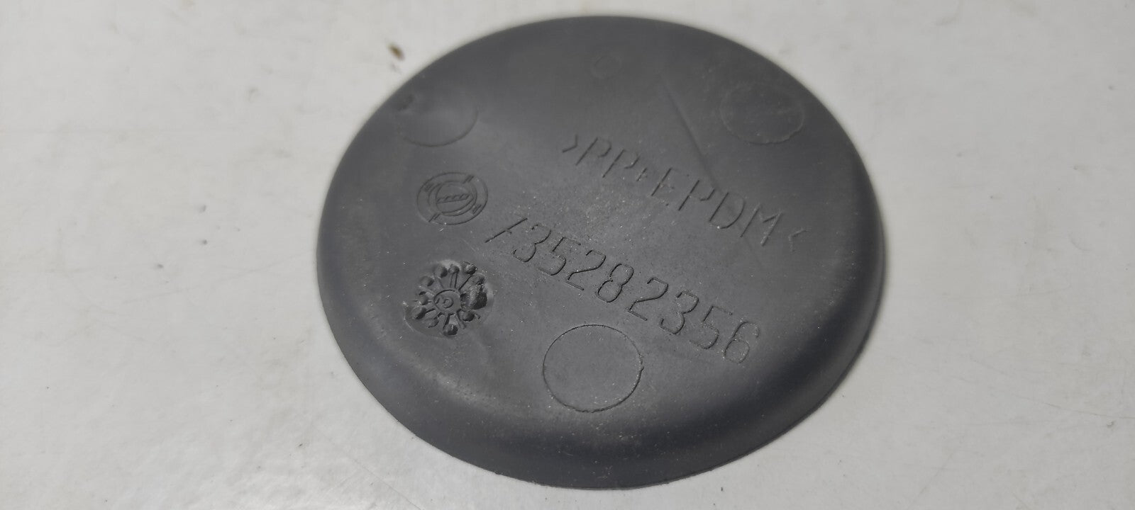 Alfa Romeo 147 110kW Diesel 2004 Center Console Rubber Pad Mat 735282356