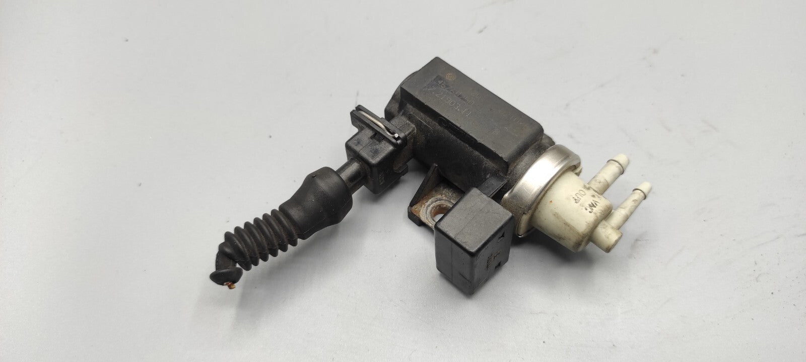 Alfa Romeo 156 2.4JTD 110kW 2002 Turbo Pressure Solenoid Valve 46768250