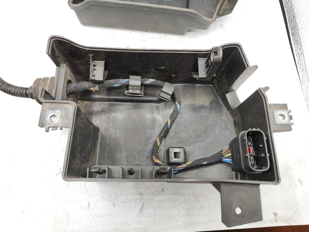 Alfa Romeo 159 SW 2007 Fuse box cover set 