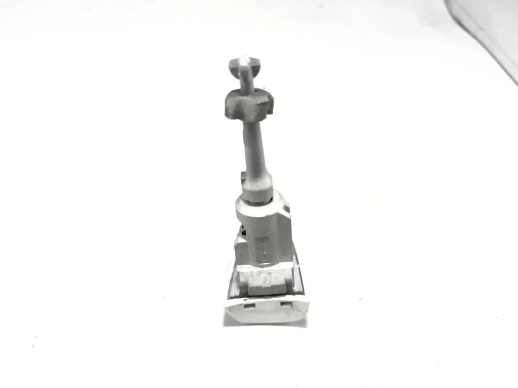 Mazda 3 III BM BN 2.0 121kW 2014 front left door exterior handle cap / NO KEY