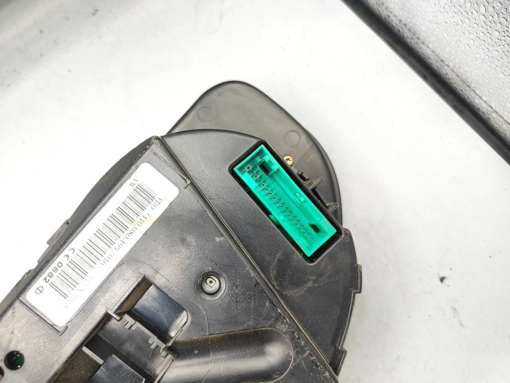 Volkswagen PASSAT B5 LHD Diesel speedometer instrument cluster 3B0920949A 