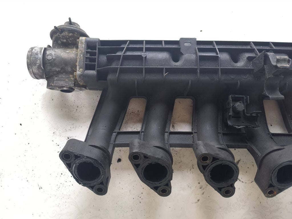 BMW 5 E39 2.5TDS 1997 Diesel intake manifold 2246179 
