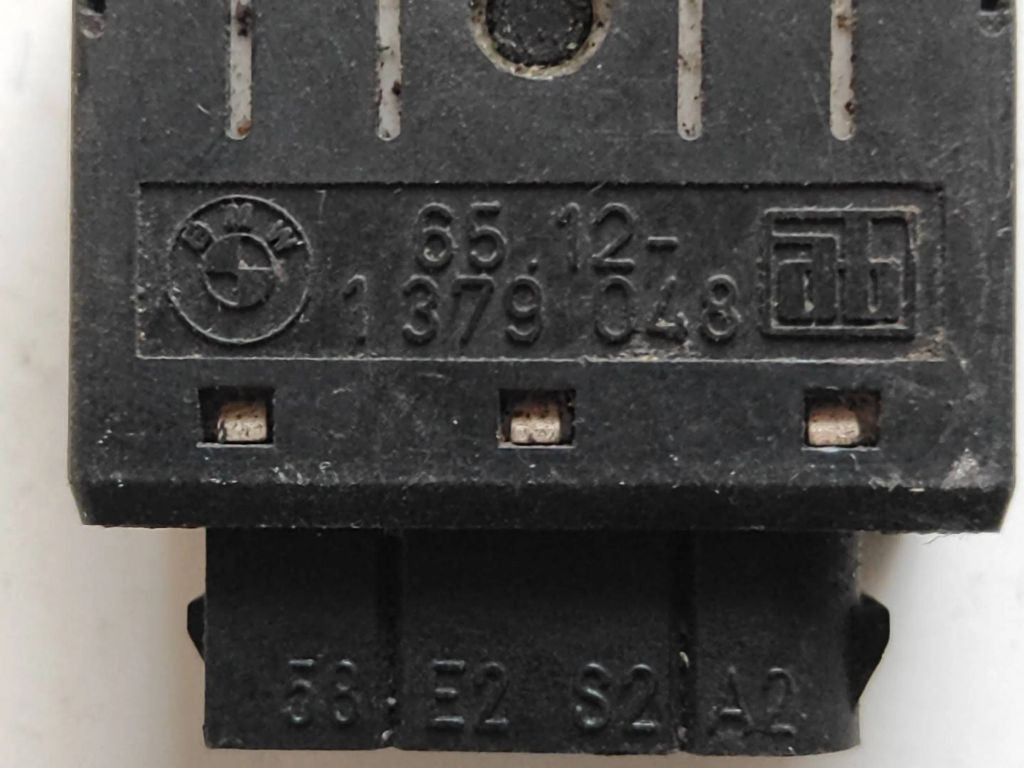 BMW 5 E34 1990 Sound control switch 1379048 