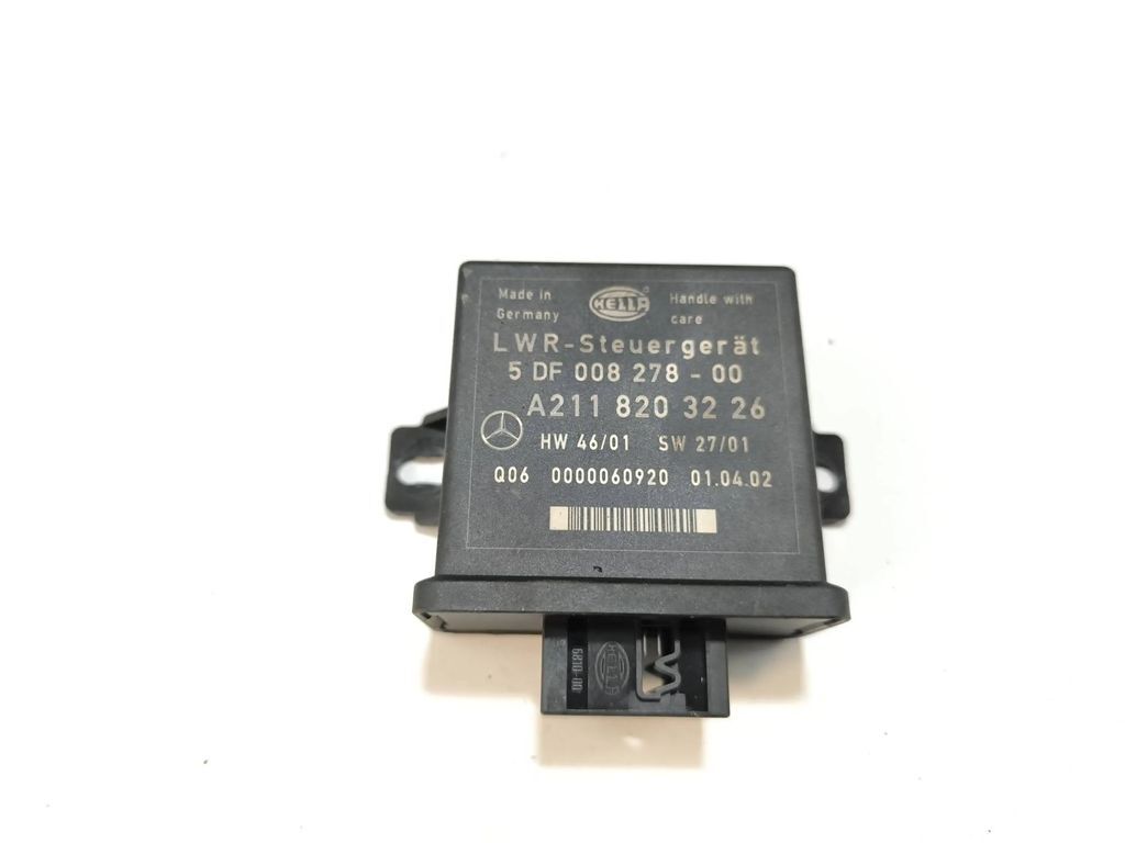 Mercedes-Benz E W211 2003 Light control module unit LCM A2118203226 