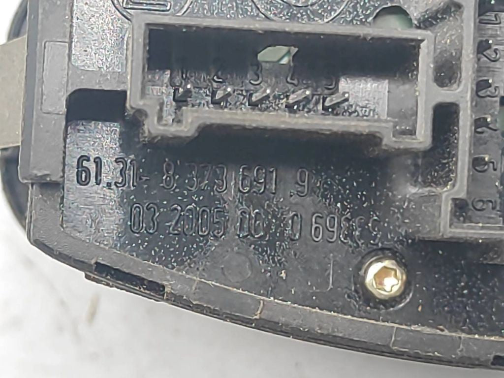BMW 3 E46 2003 Wing mirror switch 8373691 