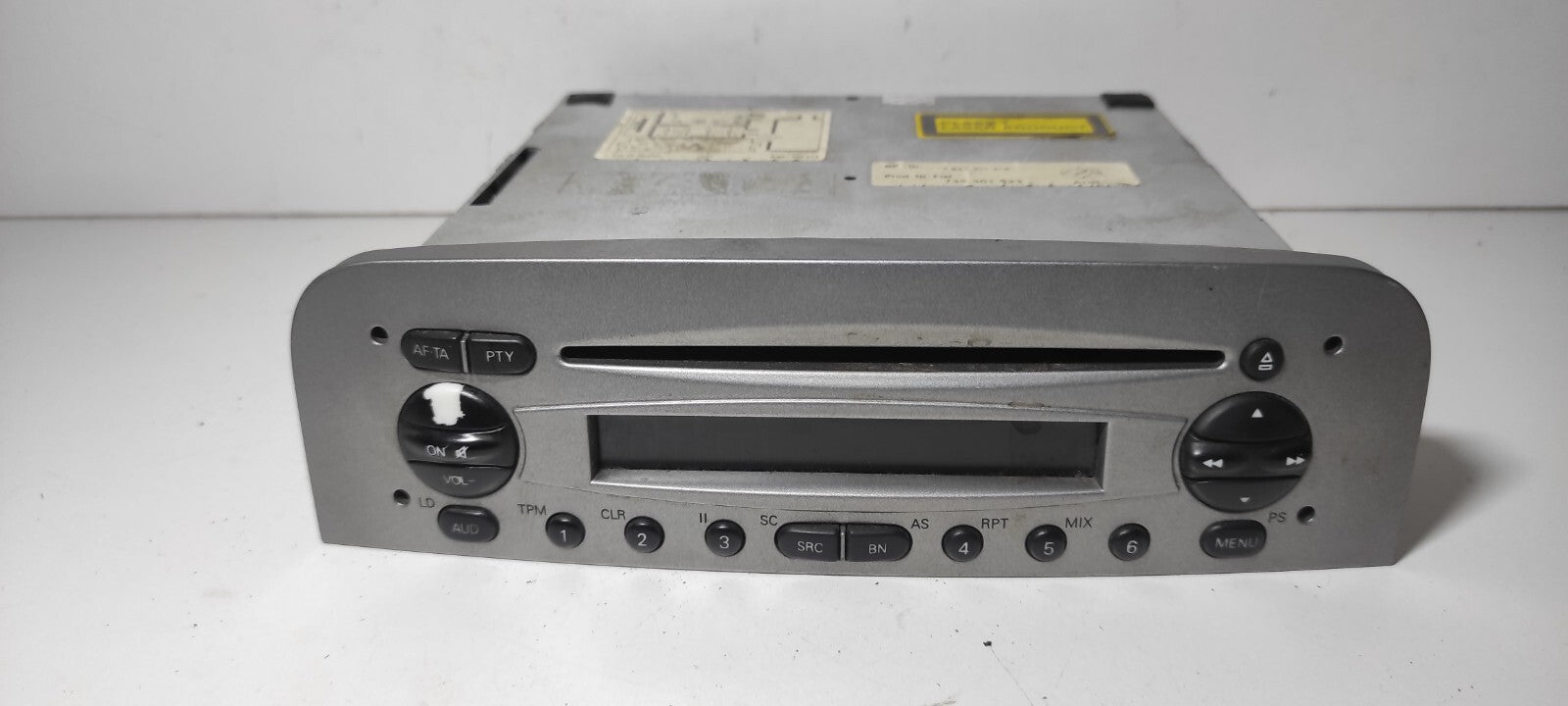 Alfa Romeo 147 1.9JTD 110kW 2004 Innenraum Radio CD Player Einheit 735301823