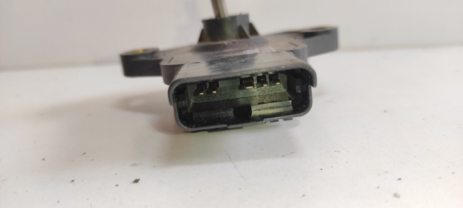 Peugeot 607 3.0i V6 2002 Front Shock Absorber Sensor 9628231680 1943003020