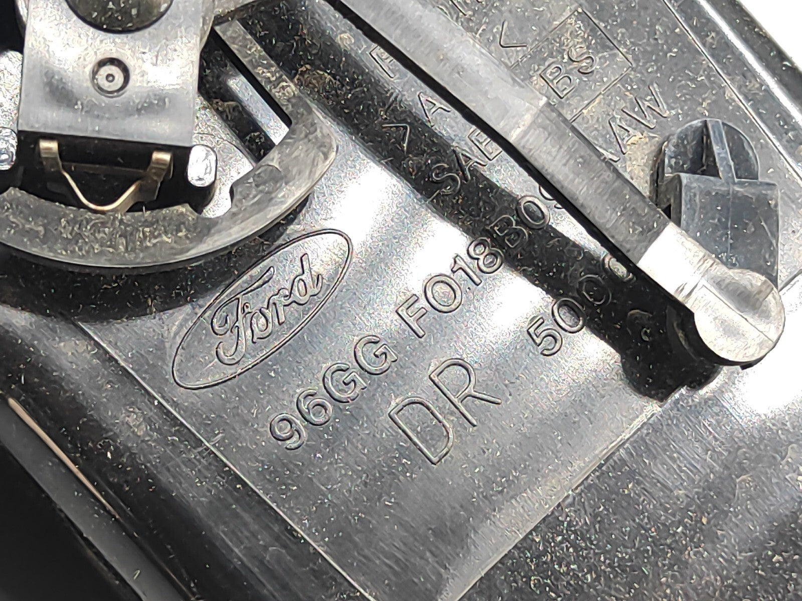 Ford Scorpio 1995 Dashboard Panel Air Vent Grill 96GGF018B09AAW