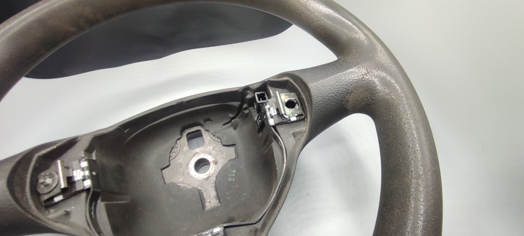 Alfa Romeo 156 SW 2.4JTD 110kW Diesel 2002  Steering Wheel