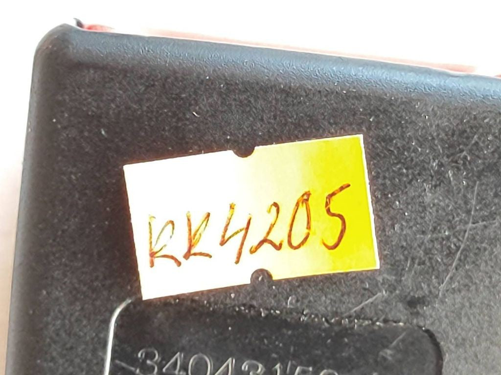 Mercedes-Benz C W204 2010 Rear seat belt buckle 34043153400 