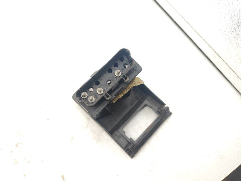 BMW 525i E34 1990 Front Fog Light Button Switch 1389094 61311389094 8110498