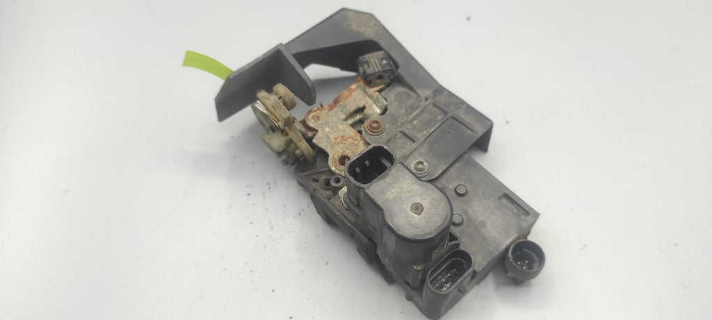 Alfa Romeo 156 1.9JTD 110kW Diesel 2004 LHD Front Right Door Lock 18110242