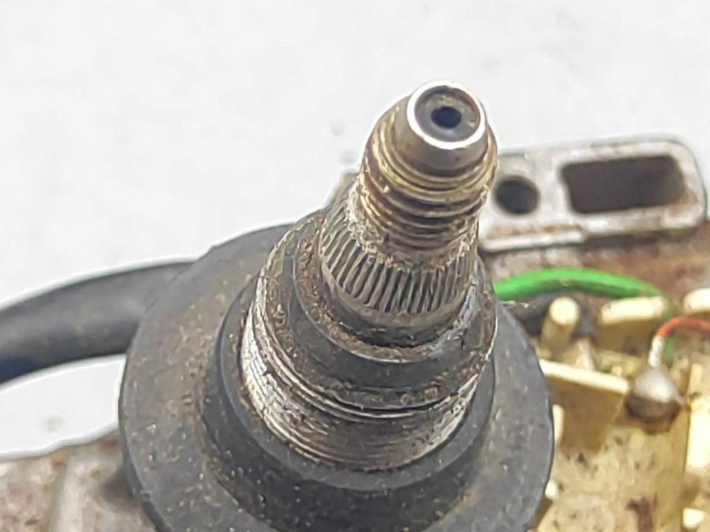 Volkswagen Golf III 1993 Rear windshield glass wiper motor 1H6955713A 