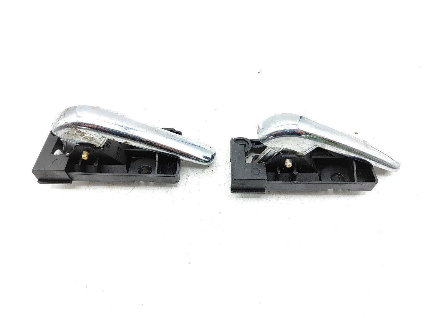 Alfa Romeo 156 2.0TS 2000 Front / Rear Left Door Opening Inner Handle