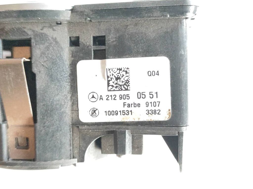 Mercedes-Benz E W212 2011 Light switch button A2129050551 