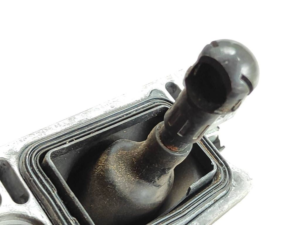 Mercedes-Benz E W212 2015 tailgate trunk boot lift motor A2128203642 