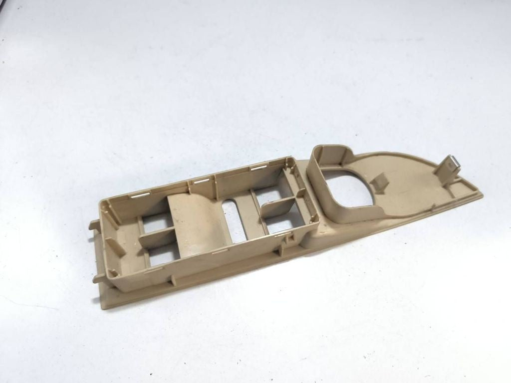 Volkswagen PASSAT CC 2009 Electric window control switch trim 3C8857857D 